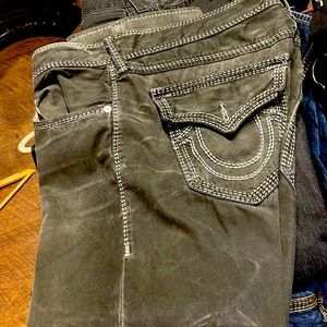 True Religion Men and woman jeans per item is 125.00 almost new!